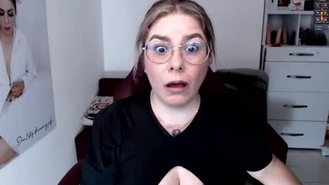 Diva online show from 10, 10, 2025