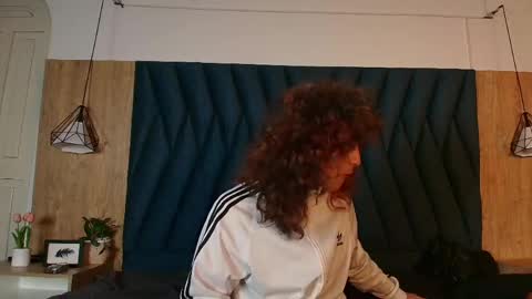 Snapshot of divine____ chatting on 2, 6, 2026 DIVINE online show from 2, 6, 2026