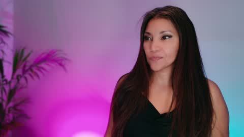 DivineLynn online show from 26, 7, 2026