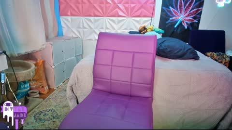 Jade Divyne online show from 15, 12, 2024