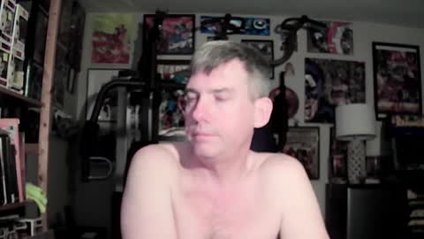 Snapshot of dix_handley_50 chatting on 11, 1, 2025 dix_handley_50 online show from 11, 1, 2025