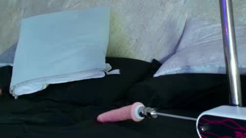 Snapshot of dixie_grey1 chatting on 11, 9, 2025 Sofia online show from 11, 9, 2025