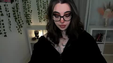 dixipixi_ online show from 4, 7, 2026