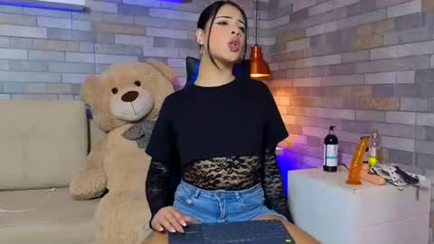 Snapshot of dixypalmer chatting on 6, 7, 2026 DixyPalmer online show from 6, 7, 2026