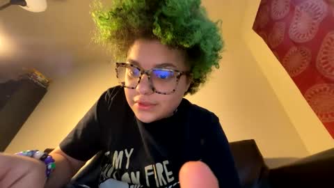 Snapshot of dizzinsweatyy chatting on 11, 2, 2025 dizzinsweatyy online show from 11, 2, 2025