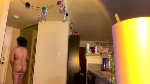 Snapshot of dizzinsweatyy chatting on 6, 3, 2025 dizzinsweatyy online show from 6, 3, 2025