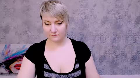 Snapshot of djullia chatting on 13, 2, 2025 djullia online show from 13, 2, 2025