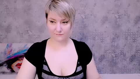 Snapshot of djullia chatting on 22, 2, 2025 djullia online show from 22, 2, 2025