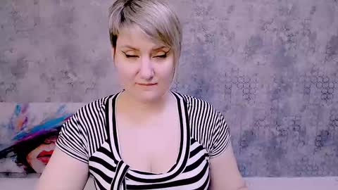 Snapshot of djullia chatting on 23, 2, 2025 djullia online show from 23, 2, 2025