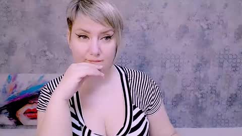 Snapshot of djullia chatting on 28, 2, 2025 djullia online show from 28, 2, 2025