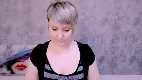 Snapshot of djullia chatting on 2, 3, 2025 djullia online show from 2, 3, 2025