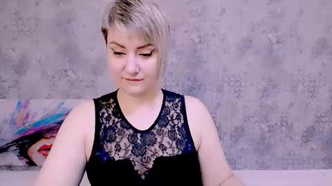 Snapshot of djullia chatting on 11, 9, 2025 djullia online show from 11, 9, 2025