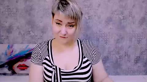 Snapshot of djullia chatting on 4, 10, 2025 djullia online show from 4, 10, 2025