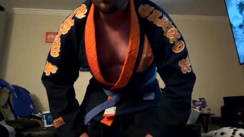 dmoneyyy1124 online show from 9, 5, 2026