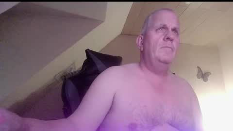 doggy2629 online show from 5, 1, 2026