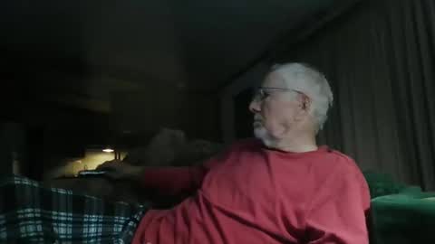 Snapshot of doingmyself69 chatting on 21, 4, 2026 doingmyself69 online show from 21, 4, 2026