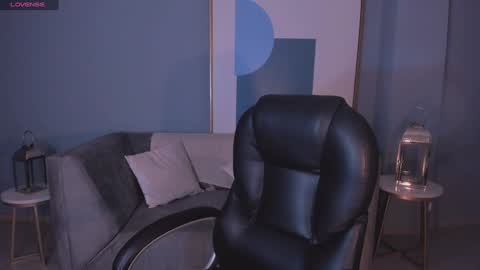 Dolcie  online show from 24, 12, 2024