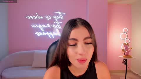 Dolcie  online show from 25, 2, 2025