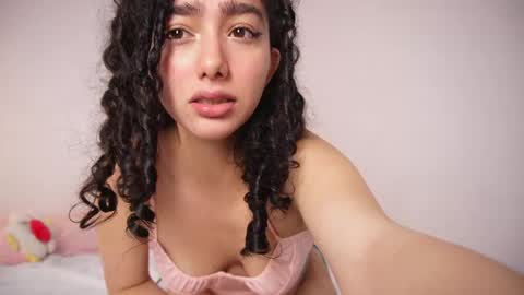 Alice y Ros online show from 8, 6, 2026