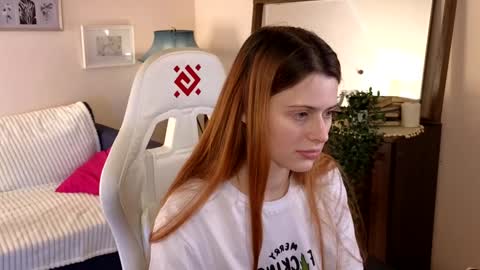 Your doll Lesli online show from 15, 12, 2024