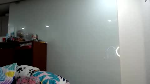 Catherine XXX online show from 22, 12, 2025