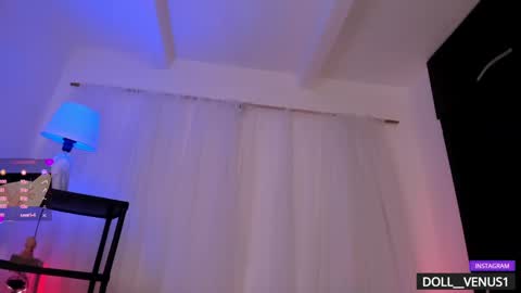 Roxana  independent model can you help me reach 100 hands up uwu online show from 21, 2, 2025