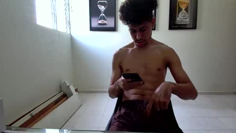 DollarHot30 online show from 25, 1, 2025