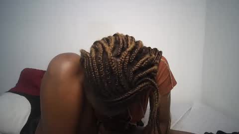 dollberry online show from 10, 1, 2025