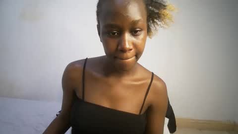 dollberry online show from 4, 3, 2025