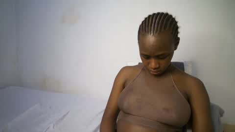 dollberry online show from 5, 3, 2025