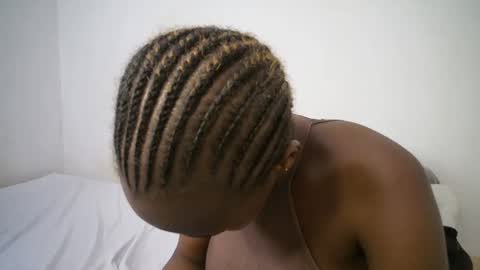 dollberry online show from 6, 3, 2025