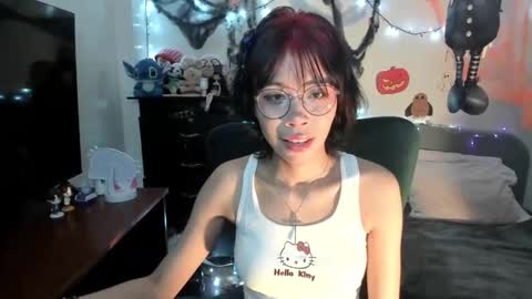 Snapshot of dolliette chatting on 21, 10, 2025 mina online show from 21, 10, 2025