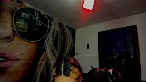 Dolly pocket online show from 7, 4, 2026