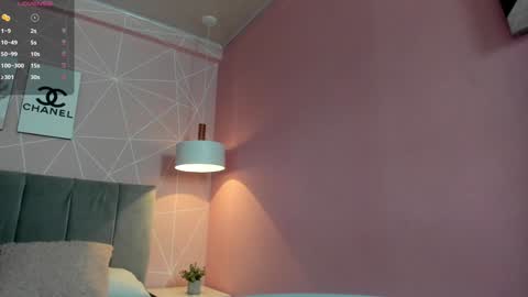 Call me Zoe  online show from 8, 2, 2025