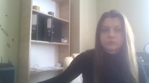 DollyRoma online show from 29, 10, 2025