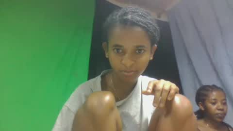 doloresslu online show from 29, 3, 2026