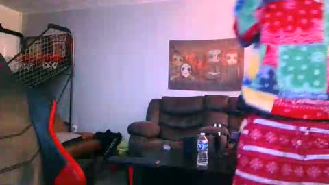 Snapshot of doloswazzomurk84 chatting on 14, 10, 2025 Swazzo online show from 14, 10, 2025