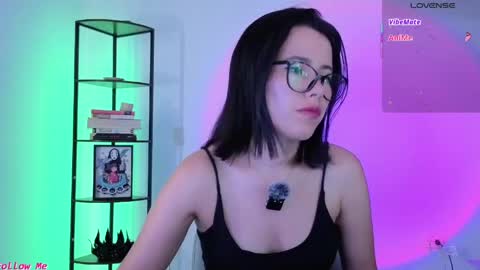 Snapshot of domgiirl chatting on 7, 5, 2026 Mistress online show from 7, 5, 2026