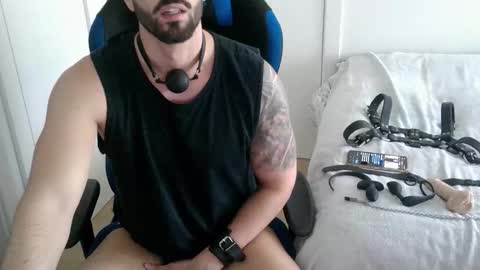 DominatedTitan online show from 9, 11, 2025