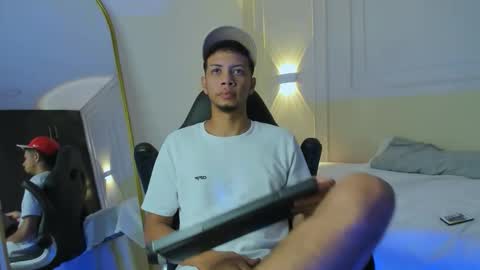 Snapshot of dominic__brown chatting on 9, 2, 2026 Dominic online show from 9, 2, 2026