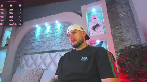 Snapshot of dominic_de_luca chatting on 3, 10, 2025 dominic de luca online show from 3, 10, 2025