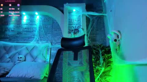 dominic de luca online show from 17, 10, 2025