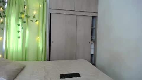 Snapshot of dominic_sofia chatting on 7, 5, 2026 dominic_sofia online show from 7, 5, 2026
