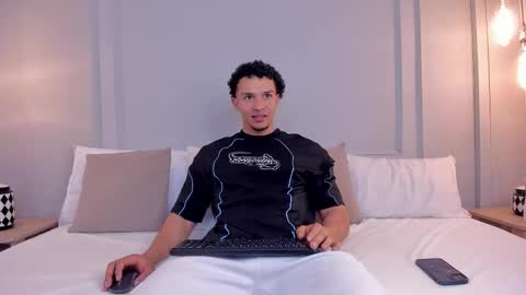 Dominick Star online show from 19, 12, 2025