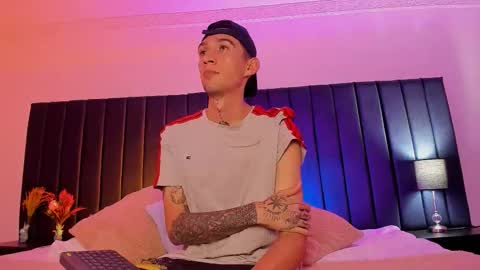 dominik_thompson777 online show from 5, 10, 2025