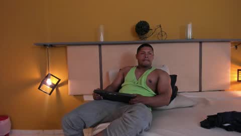 Snapshot of dominikdubois chatting on 26, 9, 2025 Dominik online show from 26, 9, 2025