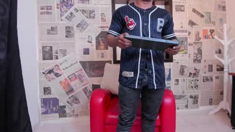 Snapshot of dominikdubois chatting on 27, 9, 2025 Dominik online show from 27, 9, 2025