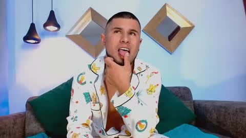 Snapshot of dominikvega chatting on 11, 5, 2026 Dominik online show from 11, 5, 2026