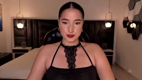 Snapshot of dominiquevega_ chatting on 13, 6, 2026 Dominique online show from 13, 6, 2026
