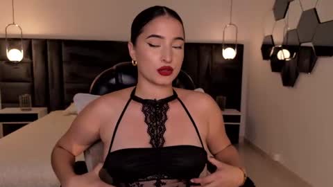 Snapshot of dominiquevega_ chatting on 14, 6, 2026 Dominique online show from 14, 6, 2026